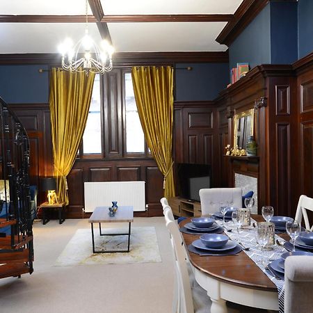 The Old Brewery Boardroom - Winchester City Centre - Unique Property - Free Parking - Sleeps 6 - By Xplus Stays Екстер'єр фото