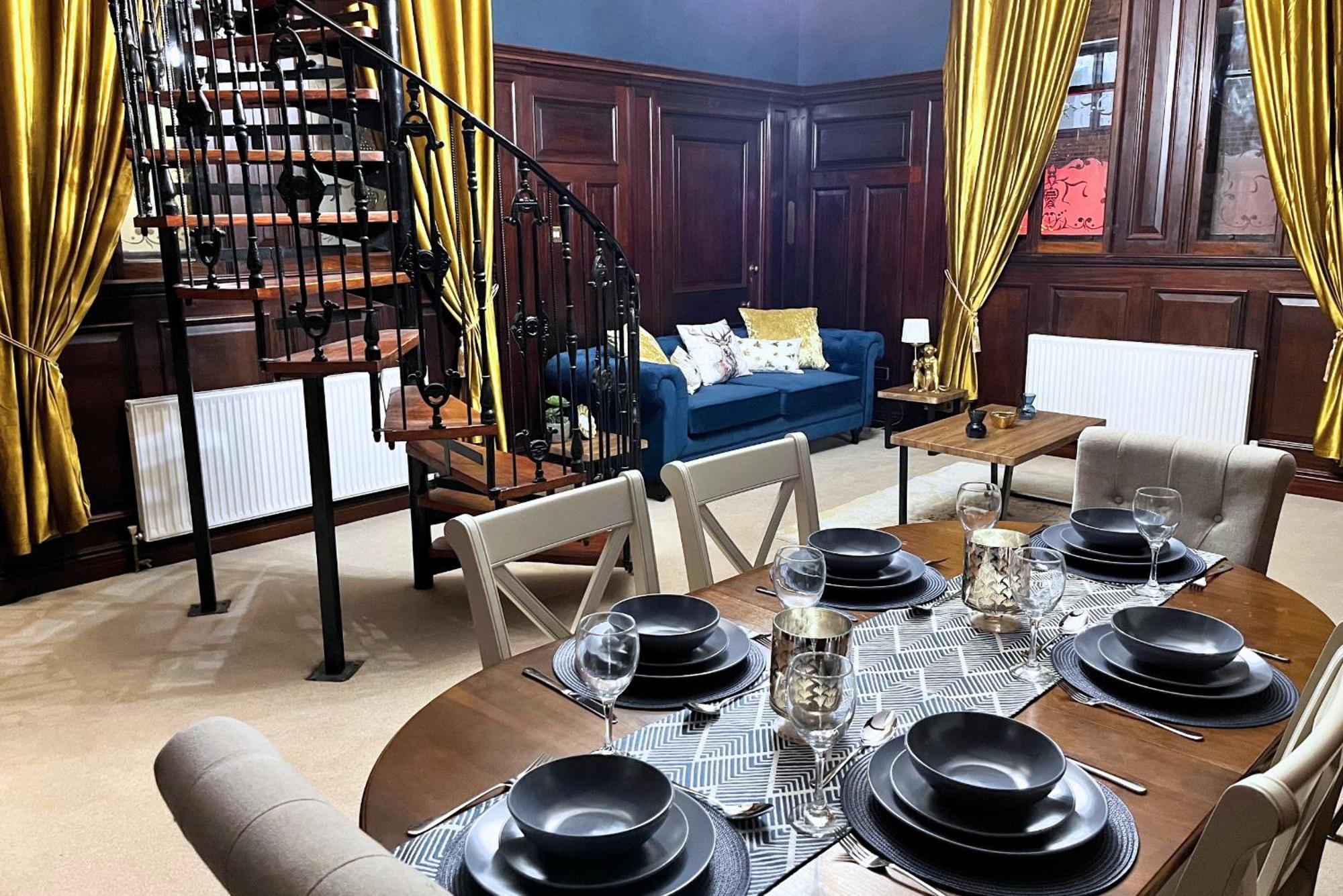 The Old Brewery Boardroom - Winchester City Centre - Unique Property - Free Parking - Sleeps 6 - By Xplus Stays Екстер'єр фото