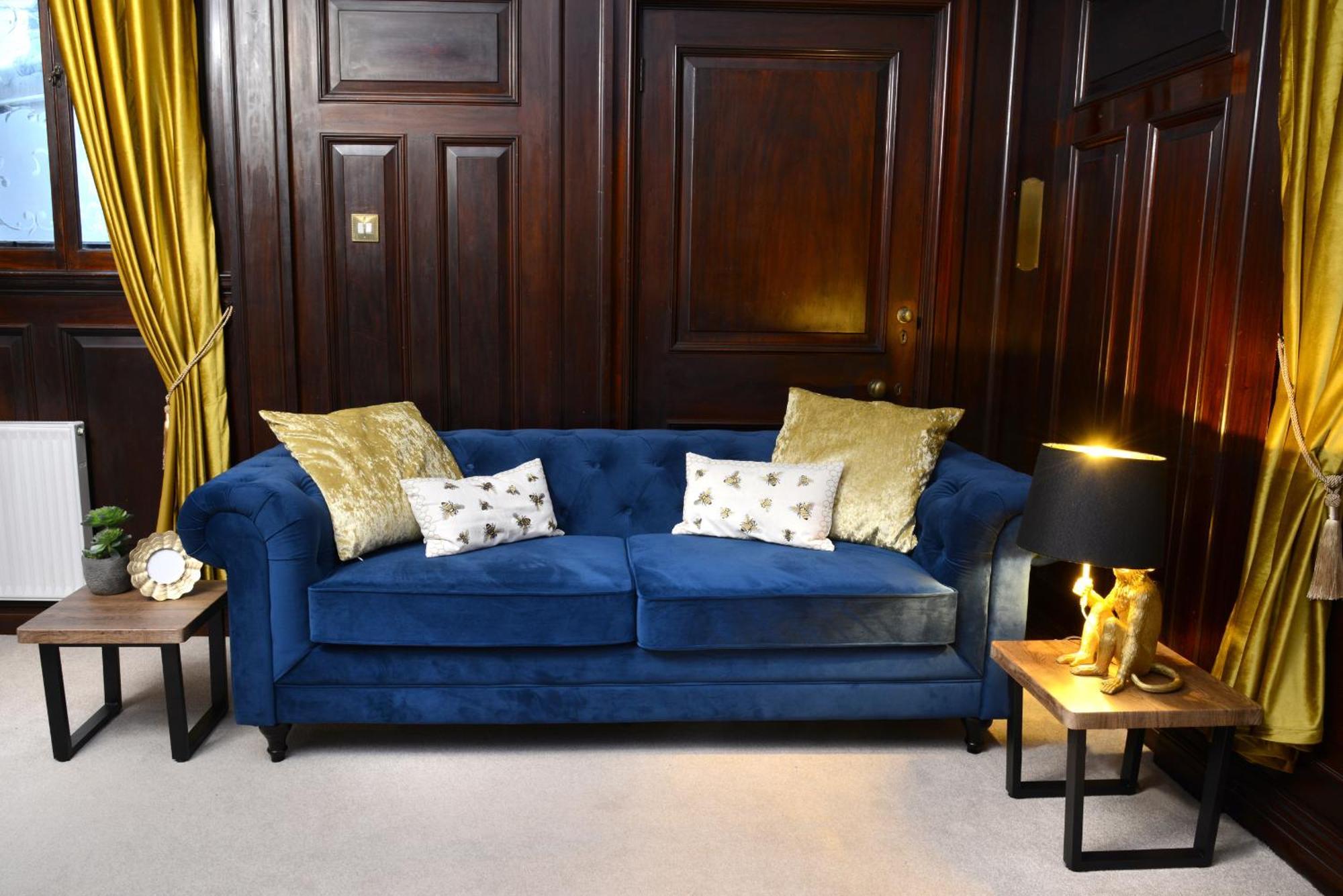 The Old Brewery Boardroom - Winchester City Centre - Unique Property - Free Parking - Sleeps 6 - By Xplus Stays Екстер'єр фото